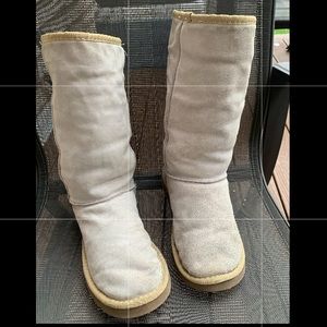 Ugh boots